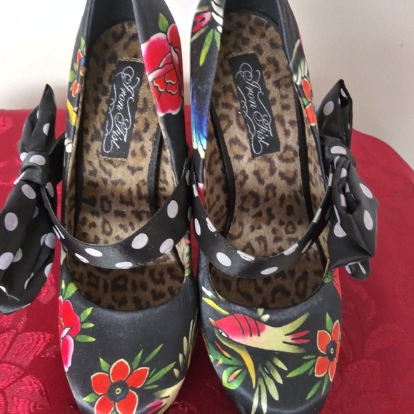 Iron fist pumps size 8 - Picture 3 of 4